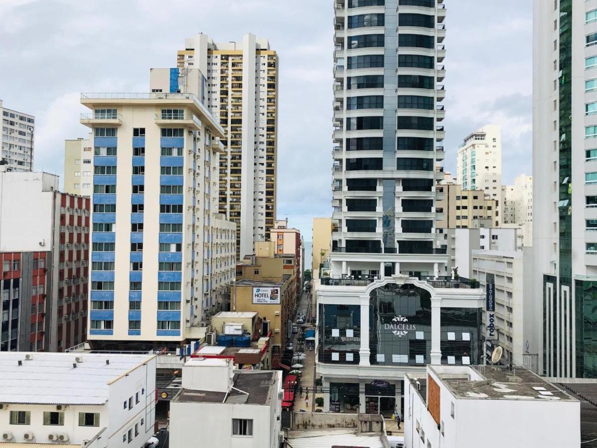 Chemin Imoveis Lägenhet Balneário Camboriú Exteriör bild